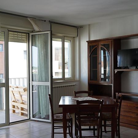 Sleep And Leave- Airport Fiumicino - Apartment Екстериор снимка