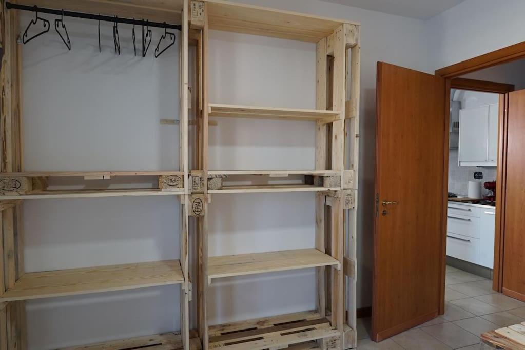Sleep And Leave- Airport Fiumicino - Apartment Екстериор снимка
